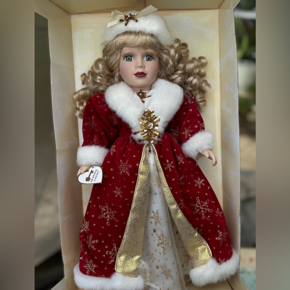 Victoria gardens 1998 porcelain doll